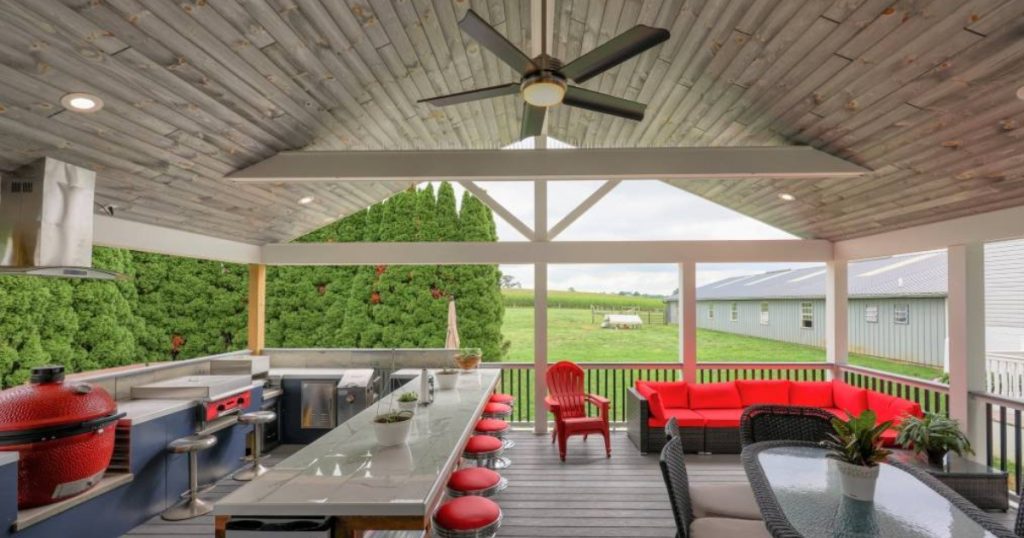 What is the Best Wood for Ceilings? Experts Weigh In