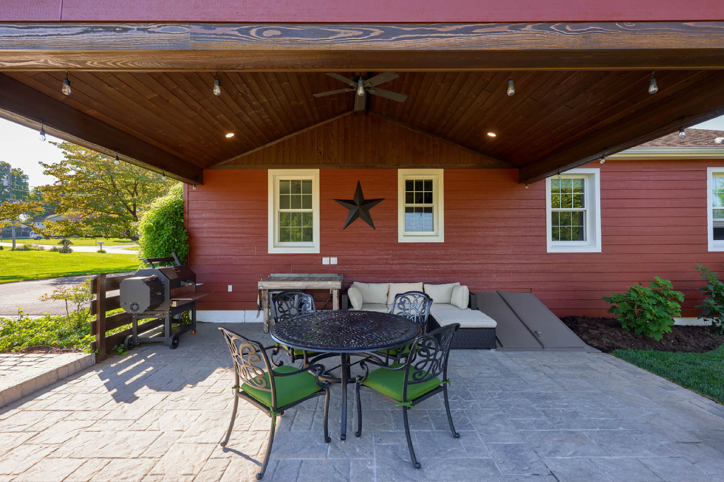 3 Inexpensive Wood Porch Ceiling Ideas